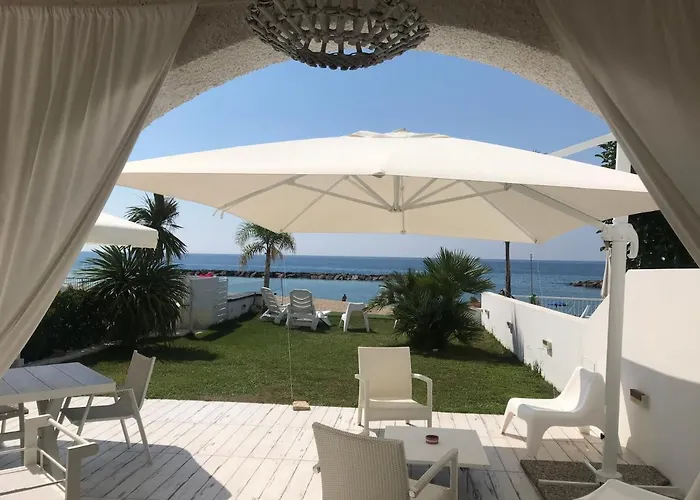 度假居 A Diamante Sulla 贝尔韦代雷